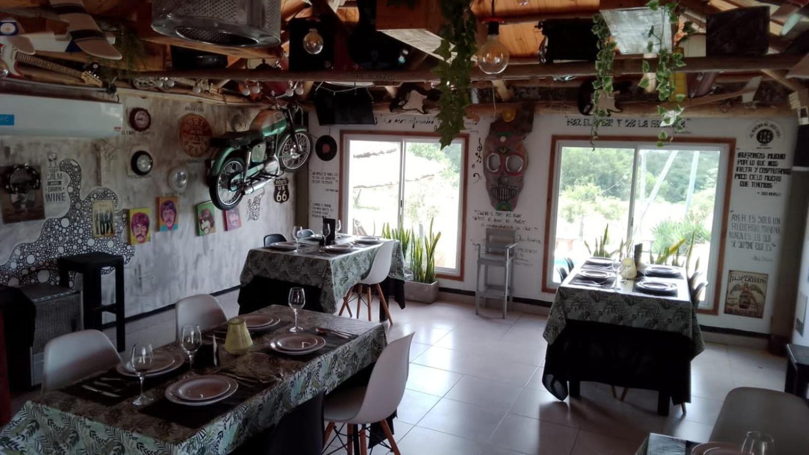 El Rincon De Jose Luis - Cabanas Y Restaurante Tanti Extérieur photo